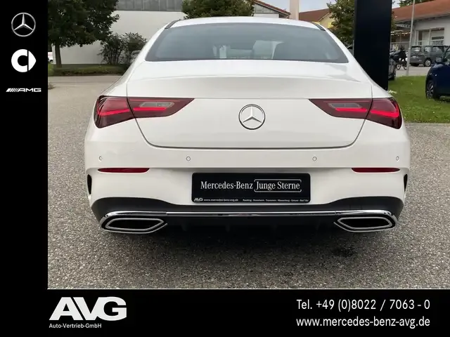 Mercedes-Benz CLA 200