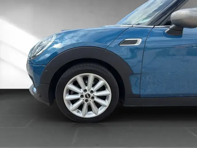 MINI Cooper Clubman