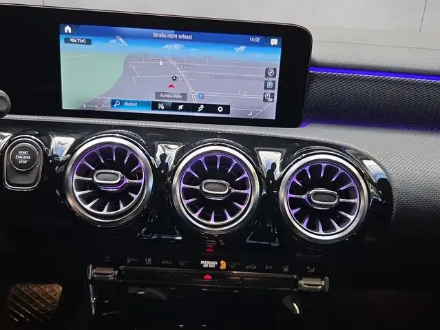 Mercedes-Benz CLA 250