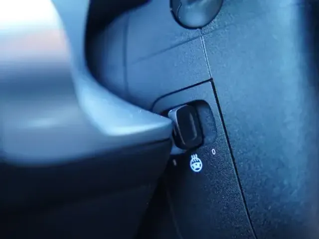 Mercedes-Benz EQB 300