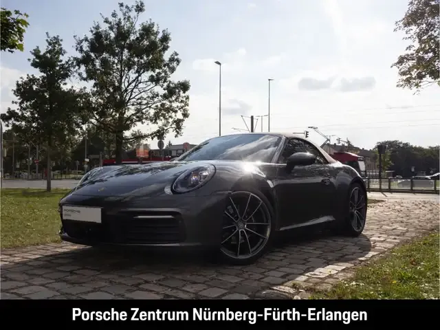 Porsche 992
