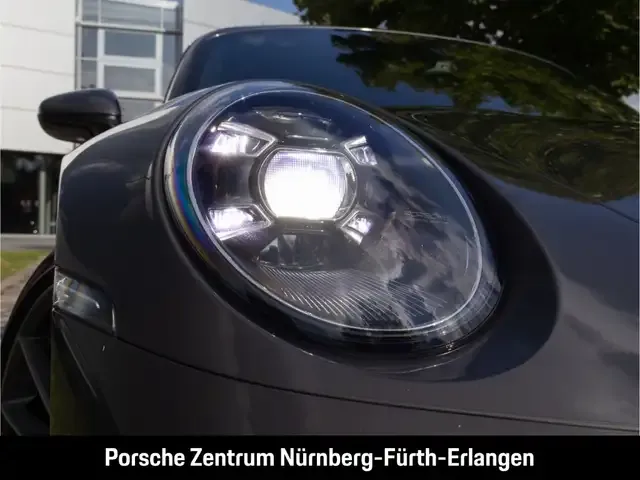 Porsche 992