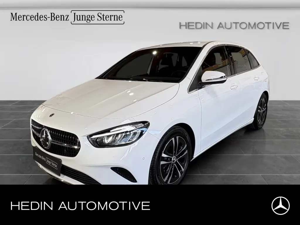 Mercedes-Benz B 220