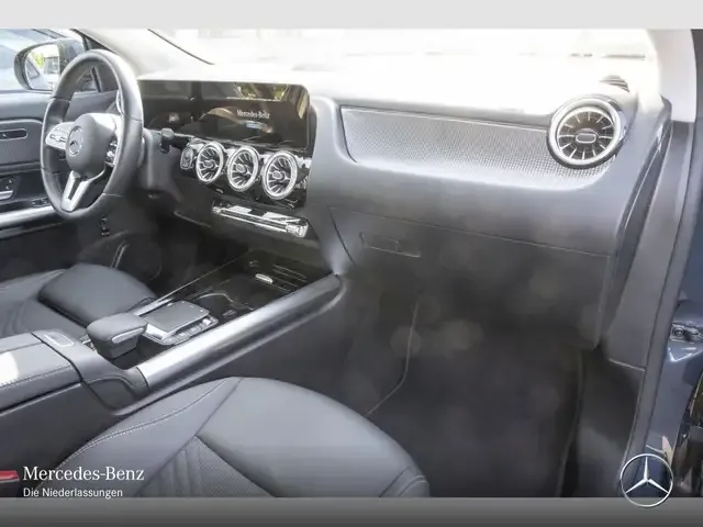 Mercedes-Benz EQA 250