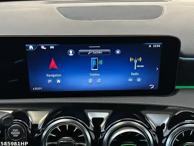 Mercedes-Benz A 220