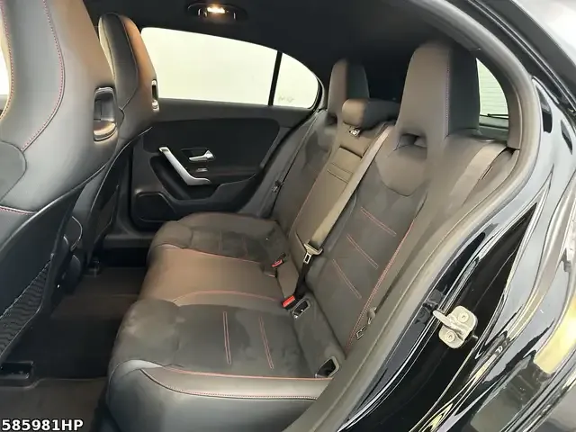 Mercedes-Benz A 220