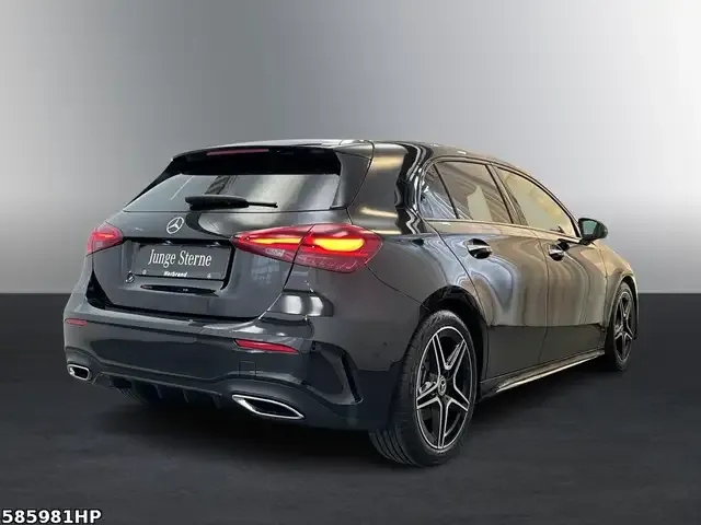 Mercedes-Benz A 220