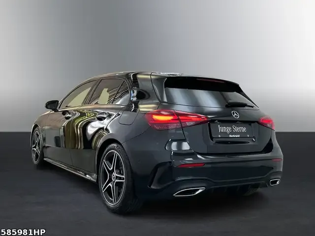 Mercedes-Benz A 220