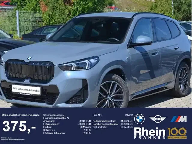 BMW iX1