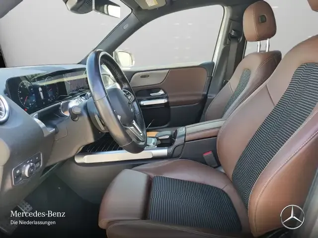 Mercedes-Benz GLB 200