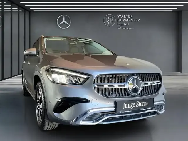 Mercedes-Benz GLA 250
