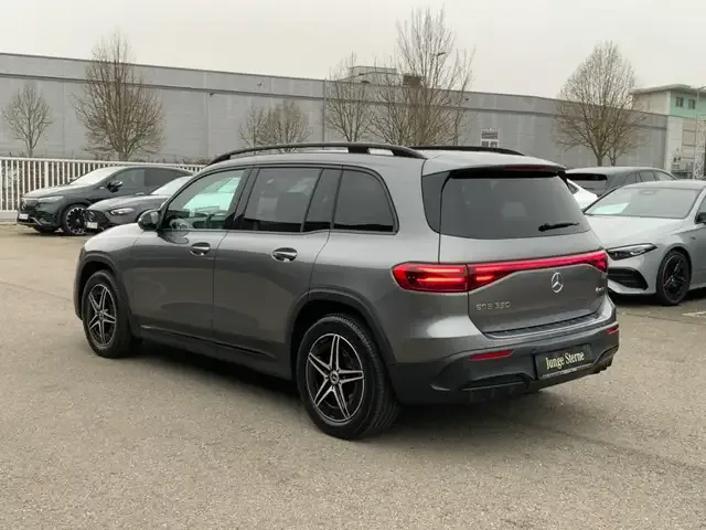 Mercedes-Benz EQB 350