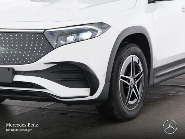 Mercedes-Benz EQB 300