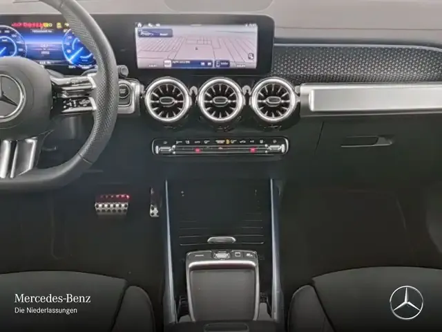 Mercedes-Benz EQB 300