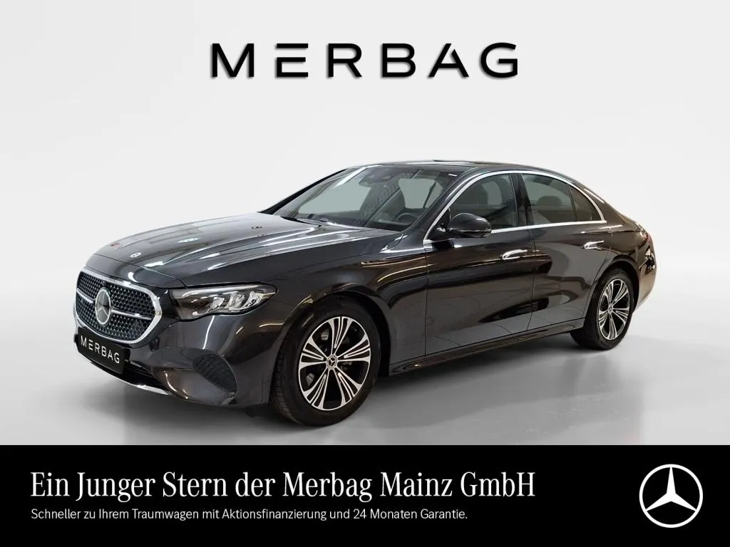 Mercedes-Benz E 220