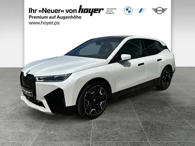 BMW iX