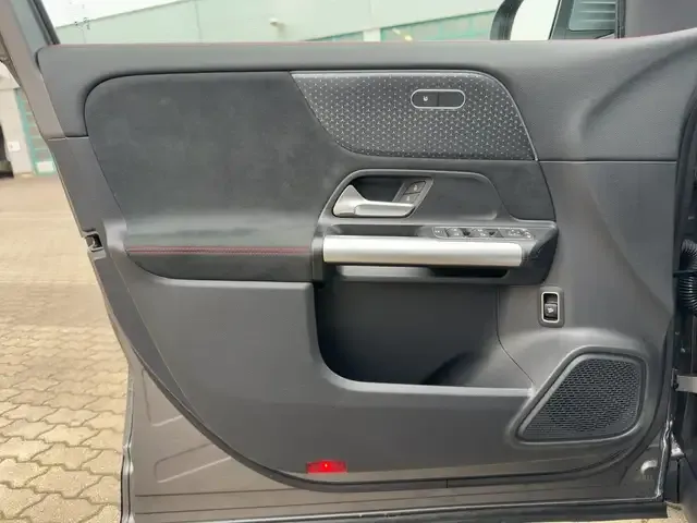 Mercedes-Benz EQA 350