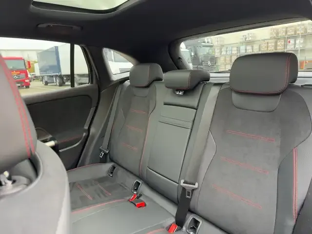 Mercedes-Benz EQA 350