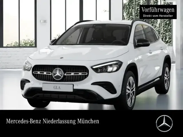 Mercedes-Benz GLA 200