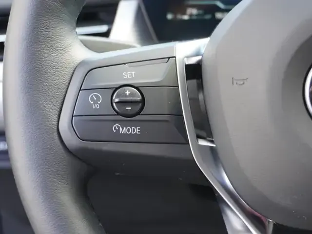 BMW 216