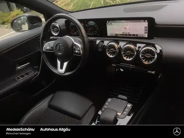 Mercedes-Benz A 200
