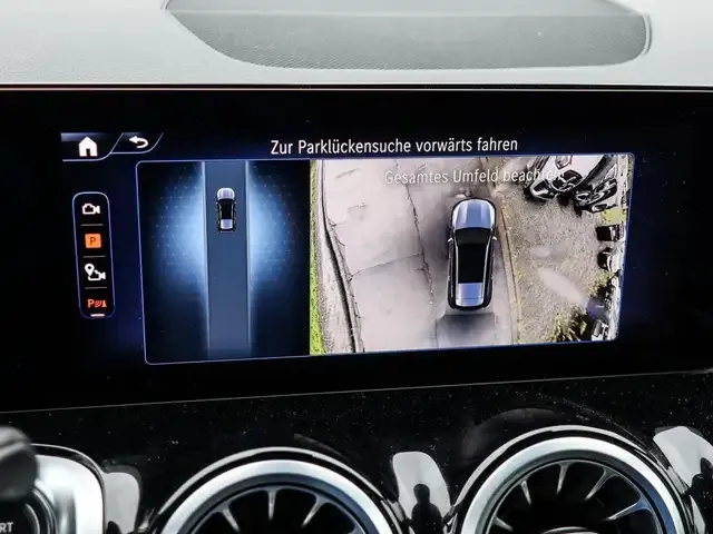 Mercedes-Benz EQB 300