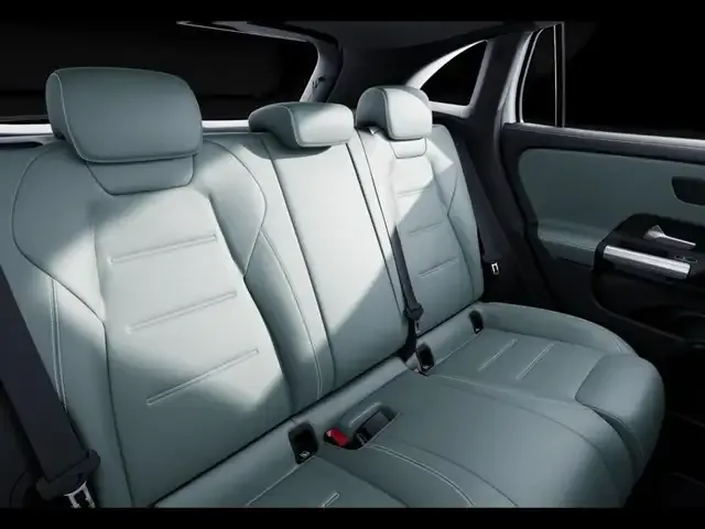 Mercedes-Benz GLA 220