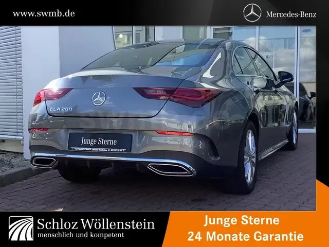 Mercedes-Benz CLA 200