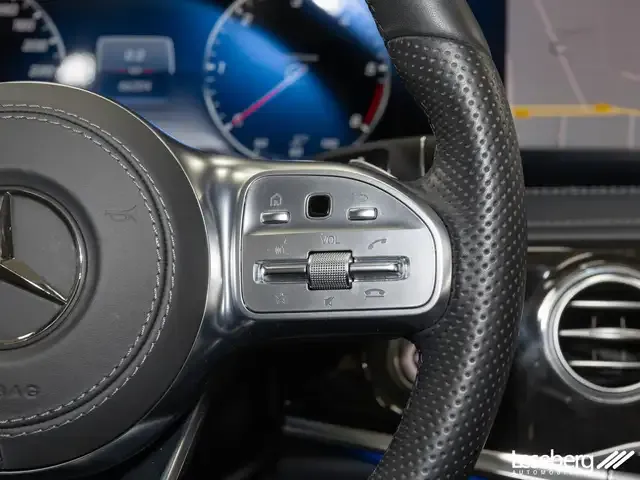 Mercedes-Benz S 400