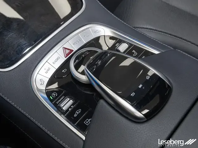 Mercedes-Benz S 400