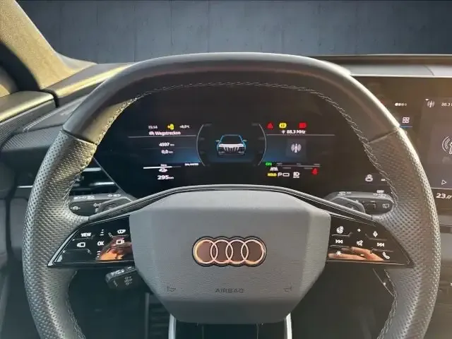 Audi SQ6 e-tron