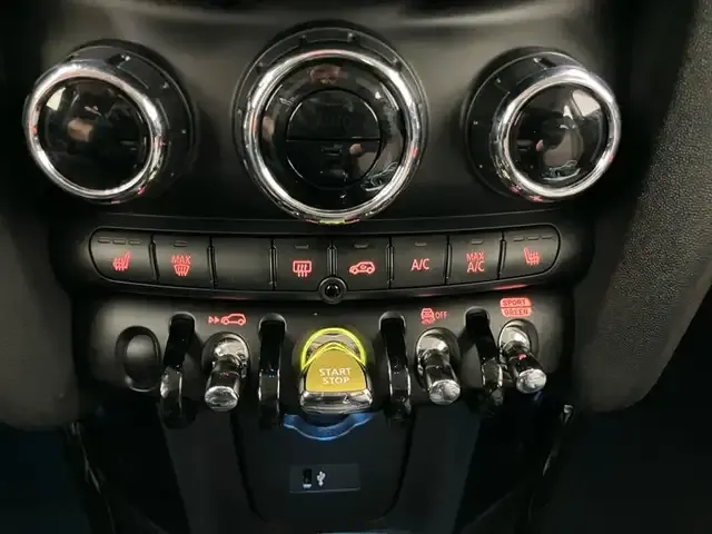 MINI Cooper SE