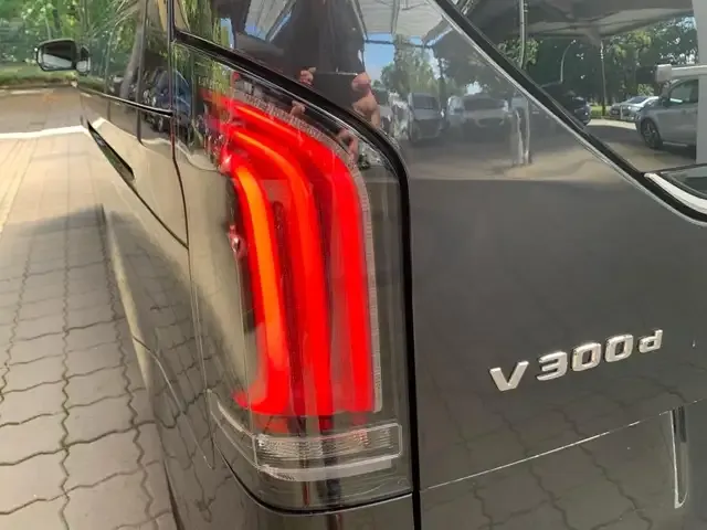 Mercedes-Benz V 300