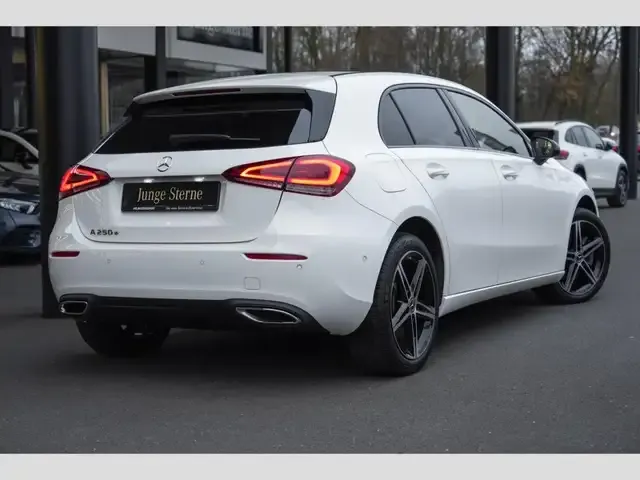Mercedes-Benz A 250