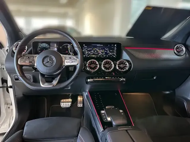 Mercedes-Benz EQA 300