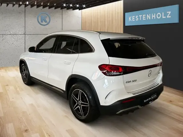 Mercedes-Benz EQA 300