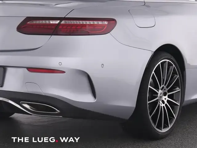 Mercedes-Benz E 300