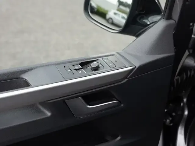 Volkswagen T6.1 California