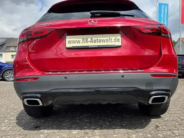 Mercedes-Benz GLA 250