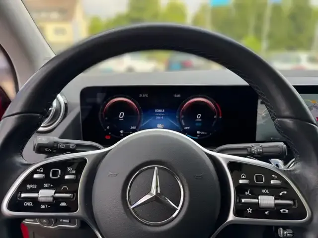 Mercedes-Benz GLA 250