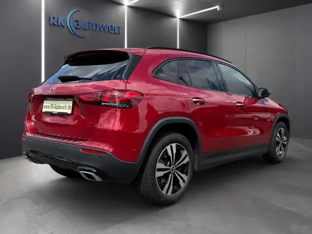 Mercedes-Benz GLA 250