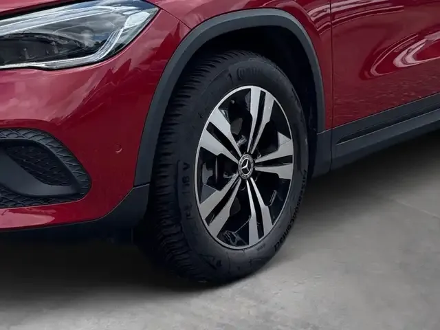 Mercedes-Benz GLA 250