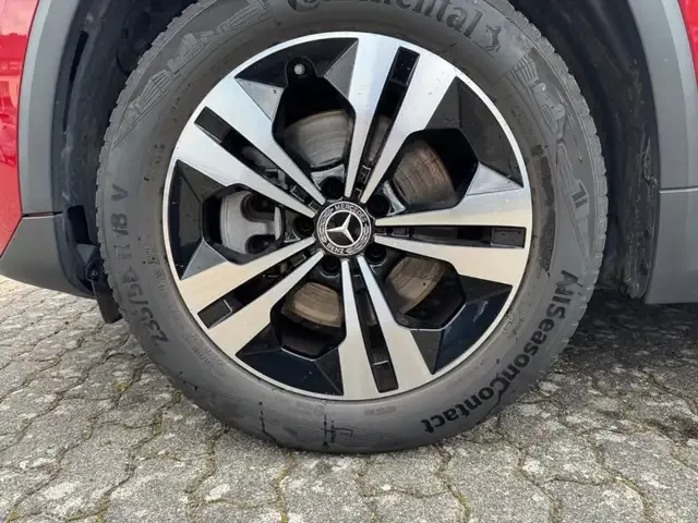 Mercedes-Benz GLA 250