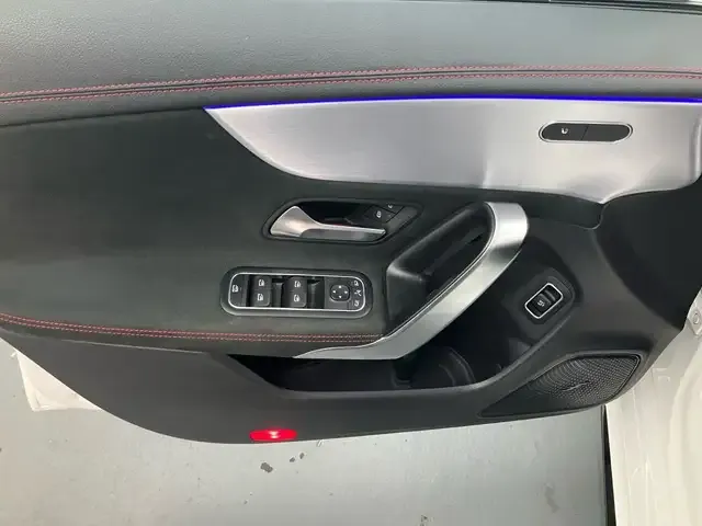 Mercedes-Benz CLA 45 AMG