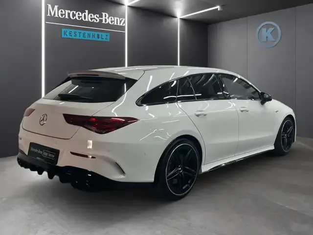 Mercedes-Benz CLA 45 AMG