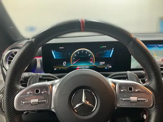 Mercedes-Benz CLA 45 AMG