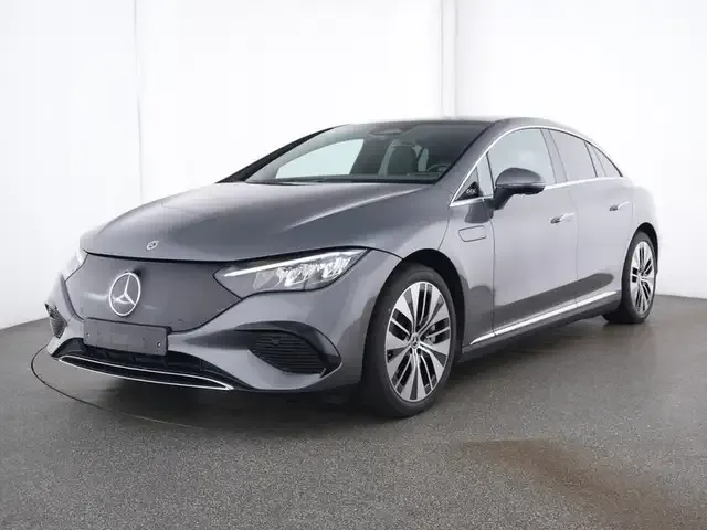 Mercedes-Benz EQE 300
