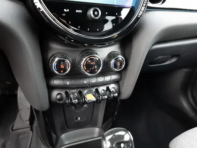 MINI Cooper SE