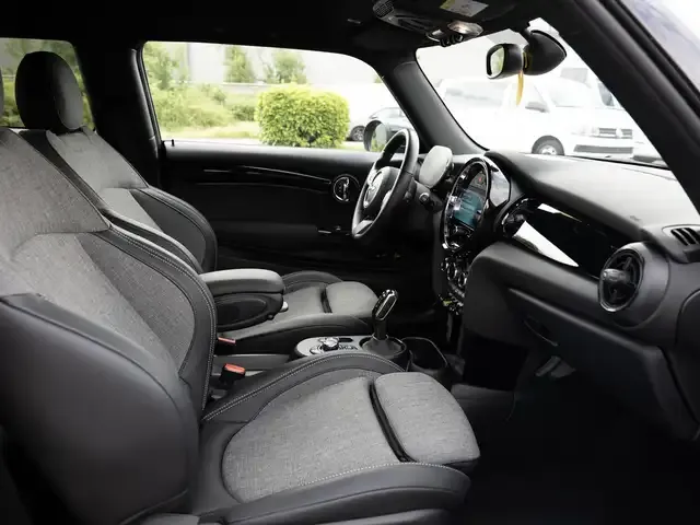 MINI Cooper SE