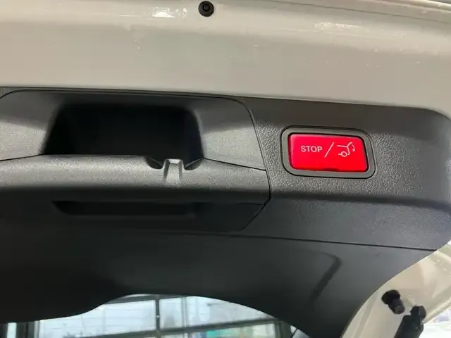 Mercedes-Benz EQB 300